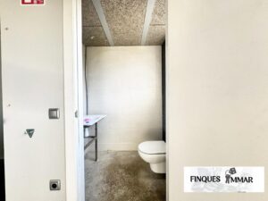 Baño local